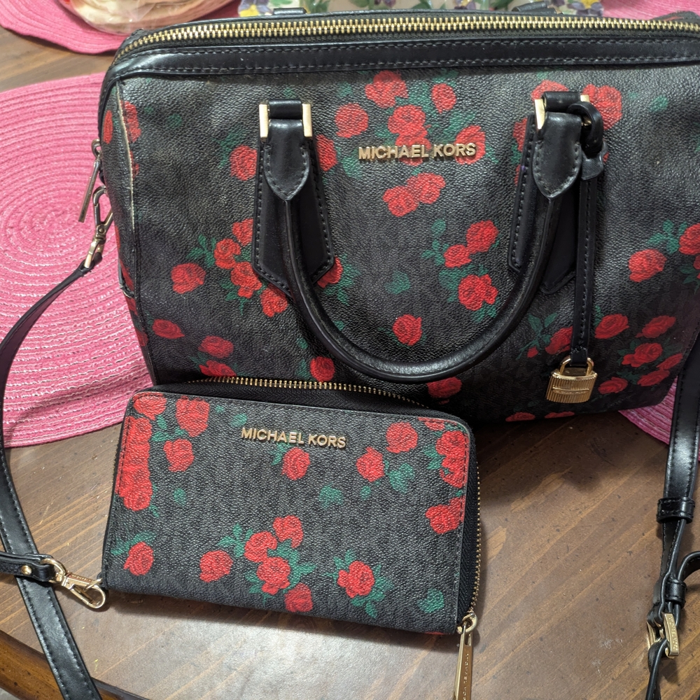 Michael Kors Black and Red Floral Women's Bag Set